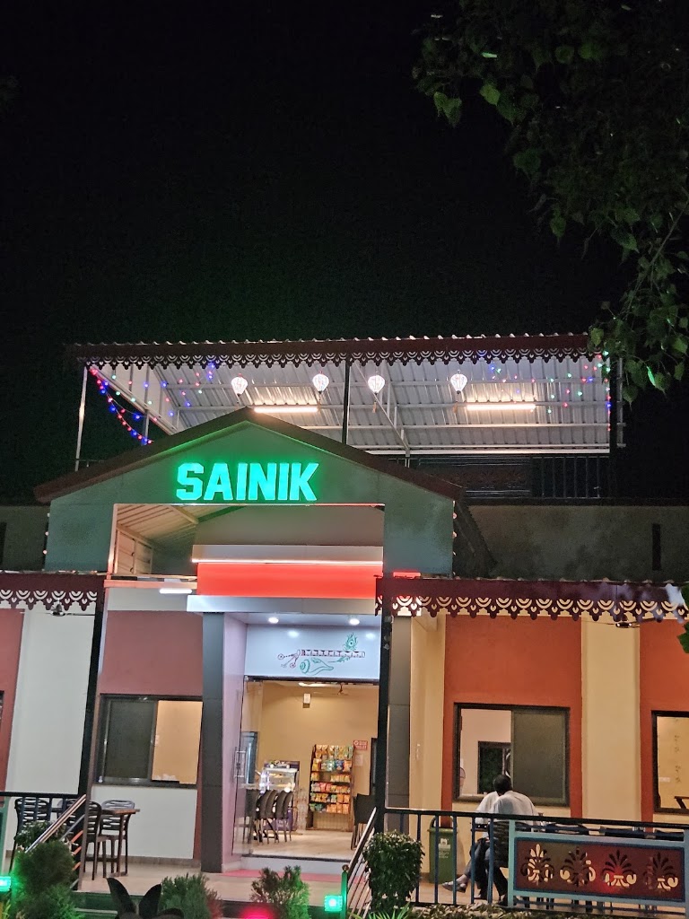 Hotel Sainik Pure Veg Since 1998