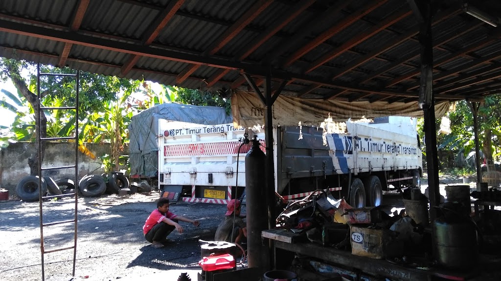 Bengkel Truk Hendry
