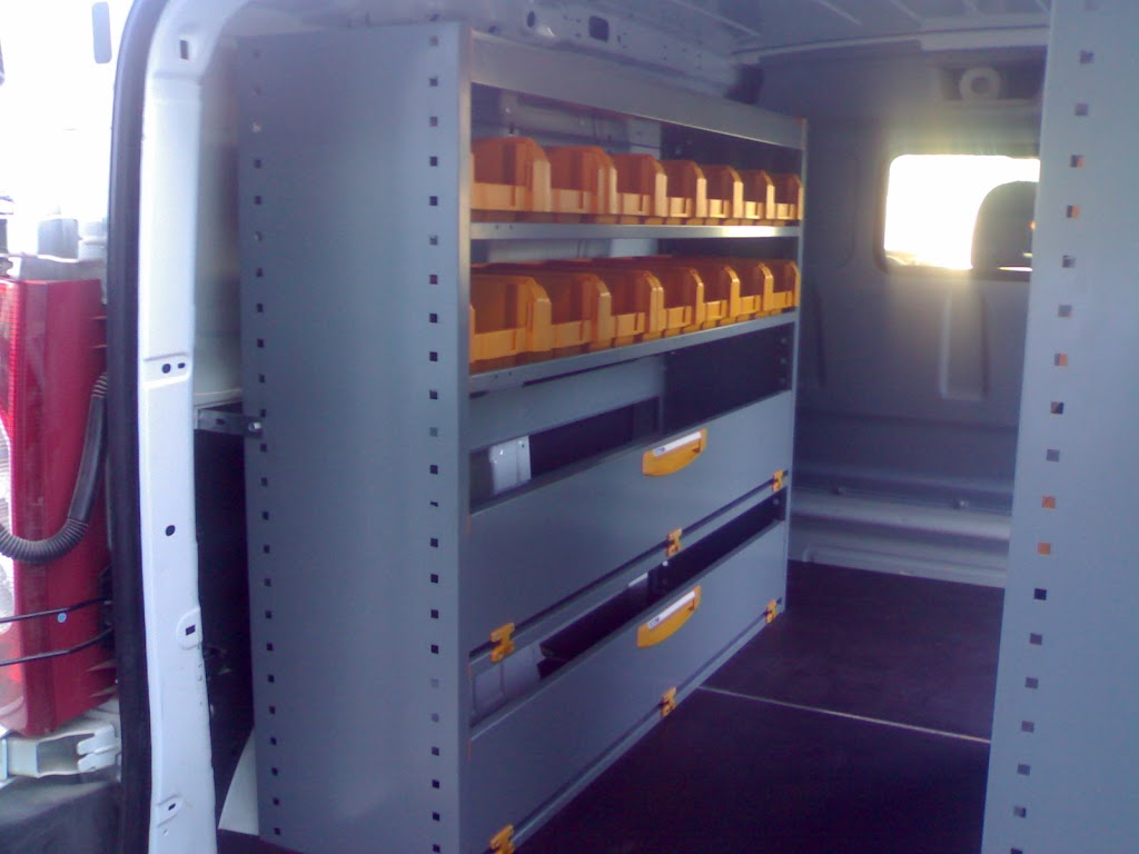 Inansur Equipamientos de Furgonetas Taller — Interior