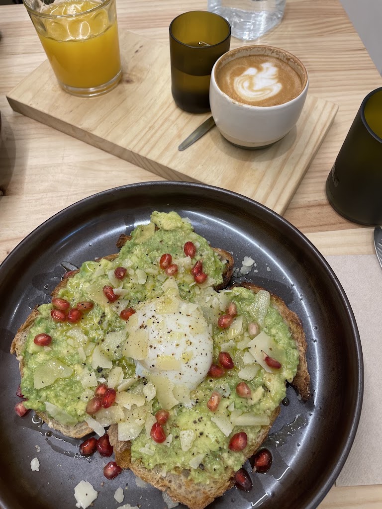 Mahalo Coffee & Greens — Cafe
