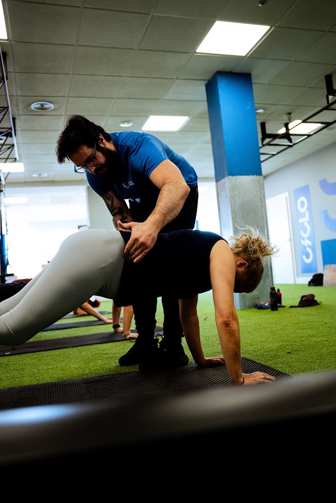 Gimnasio en Villaviciosa de Odon - Musculacion - Cross Training - Boxeo - Pilates - Yoga - ESC Sport Center