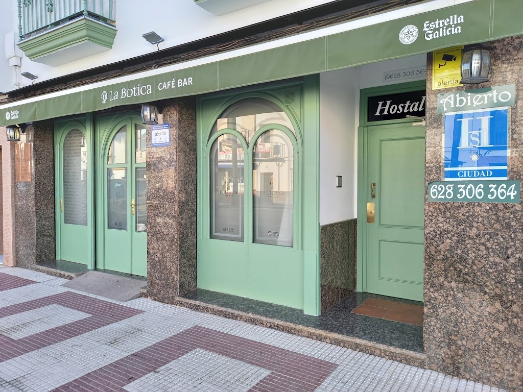 Hostal Fleming — Exterior