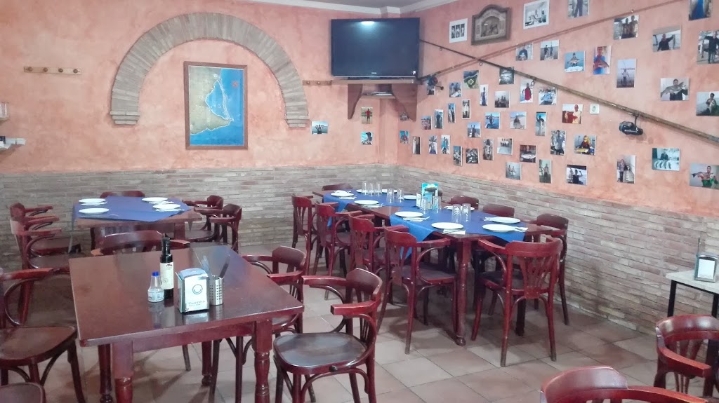 Bar Cafeteria Complejo Deportivo — Ambiente