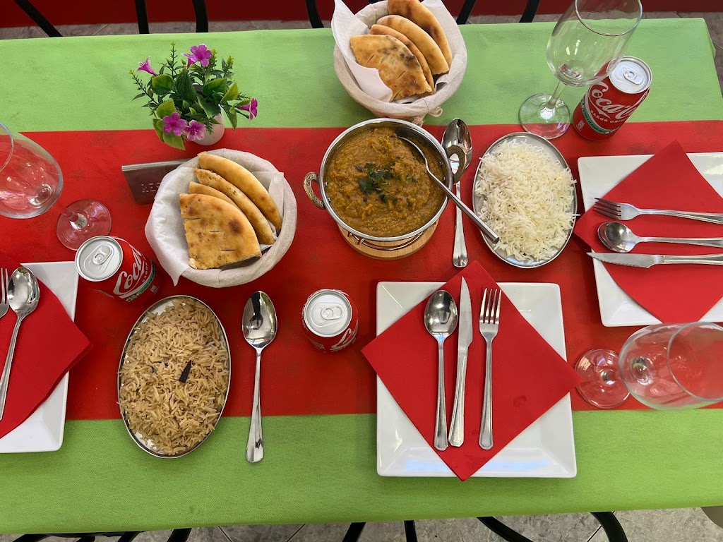 Restaurante kebab la luna — Comida y bebida