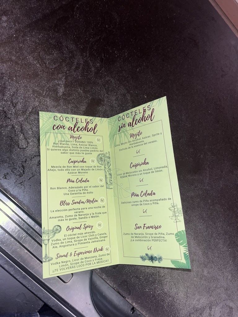 Bliss Cafe & Copas — Carta