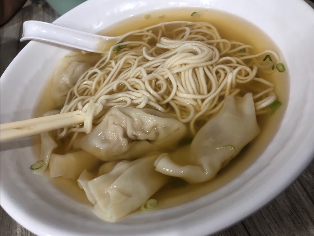 基本麵食館 的照片