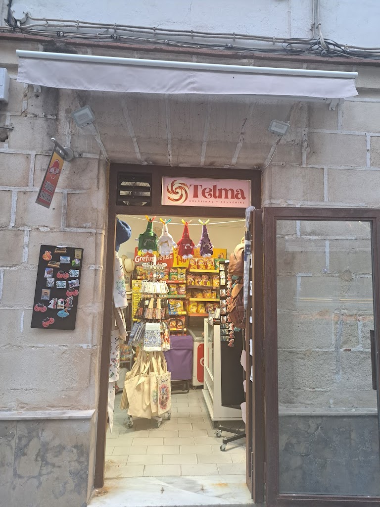Telma, golosinas y souvenirs