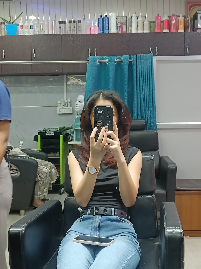 Oshin Beauty Parlour