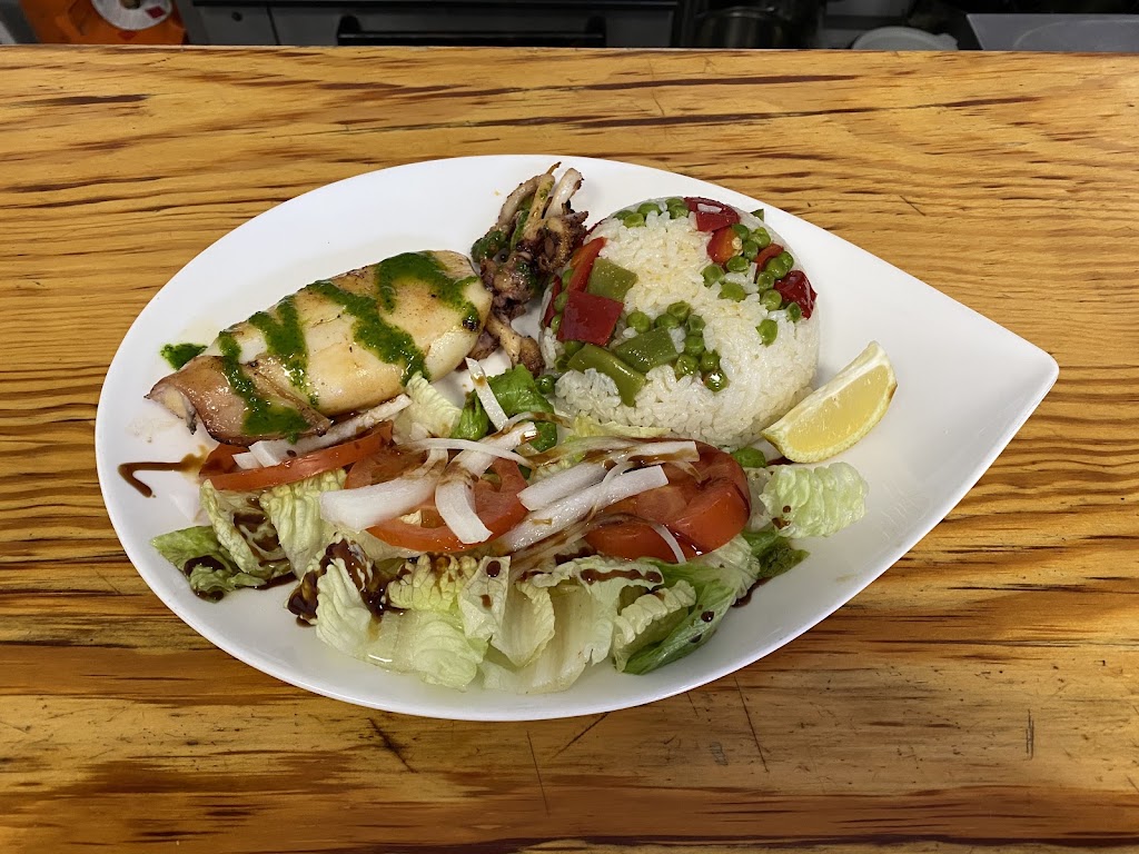 Bar Es Passeig — Comida y bebida