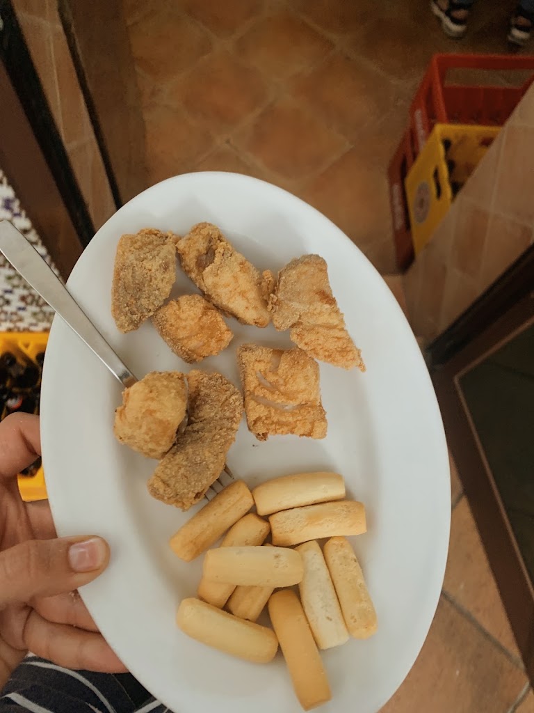 Bar Piuna — Comida y bebida