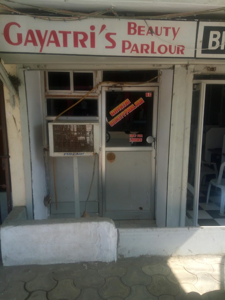 Gayatri Beauty Parlour