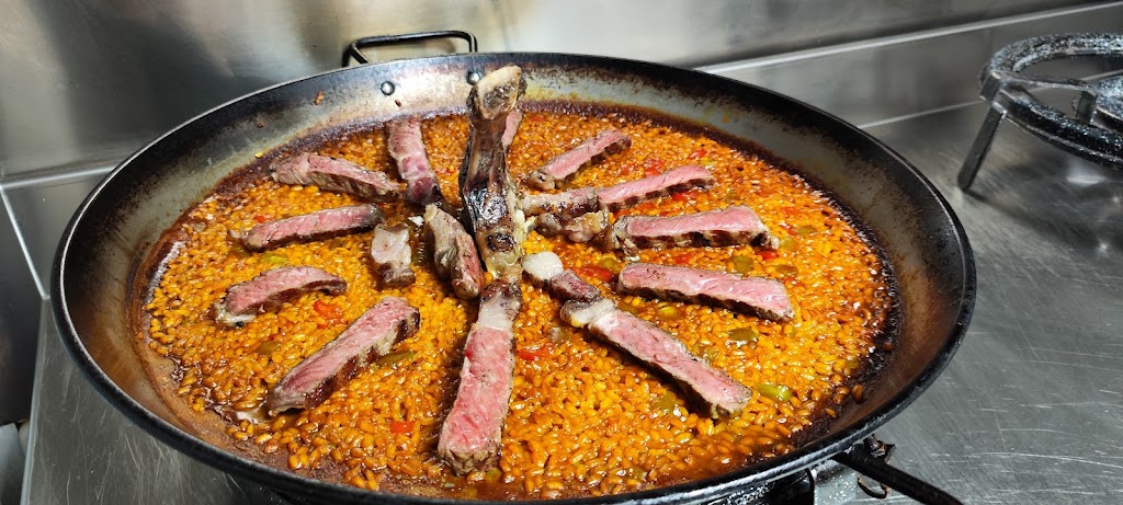 Restaurante RaCobos — Comida y bebida