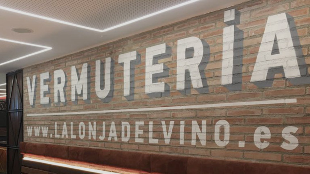 Vermuteria La Lonja del Vino — Del propietario