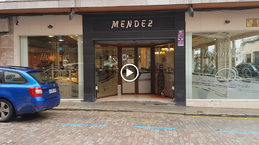 Cafeteria Mendez — Videos