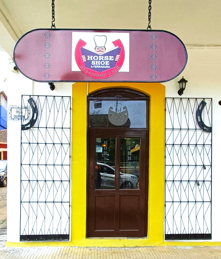 Horse Shoe Bar Restaurant