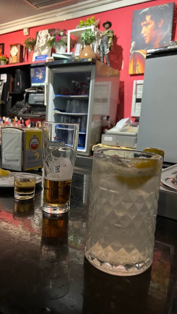 Bar Erro — Comida y bebida