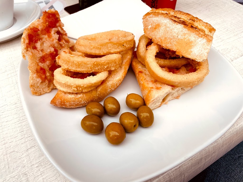 Bar Cafeteria Bocaditos — Cafe