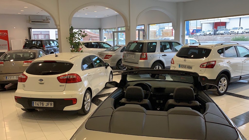 CMG AUTOMOVILES — Hatchback