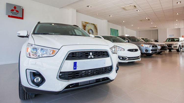 Mitsubishi Automotor Experience — Interior