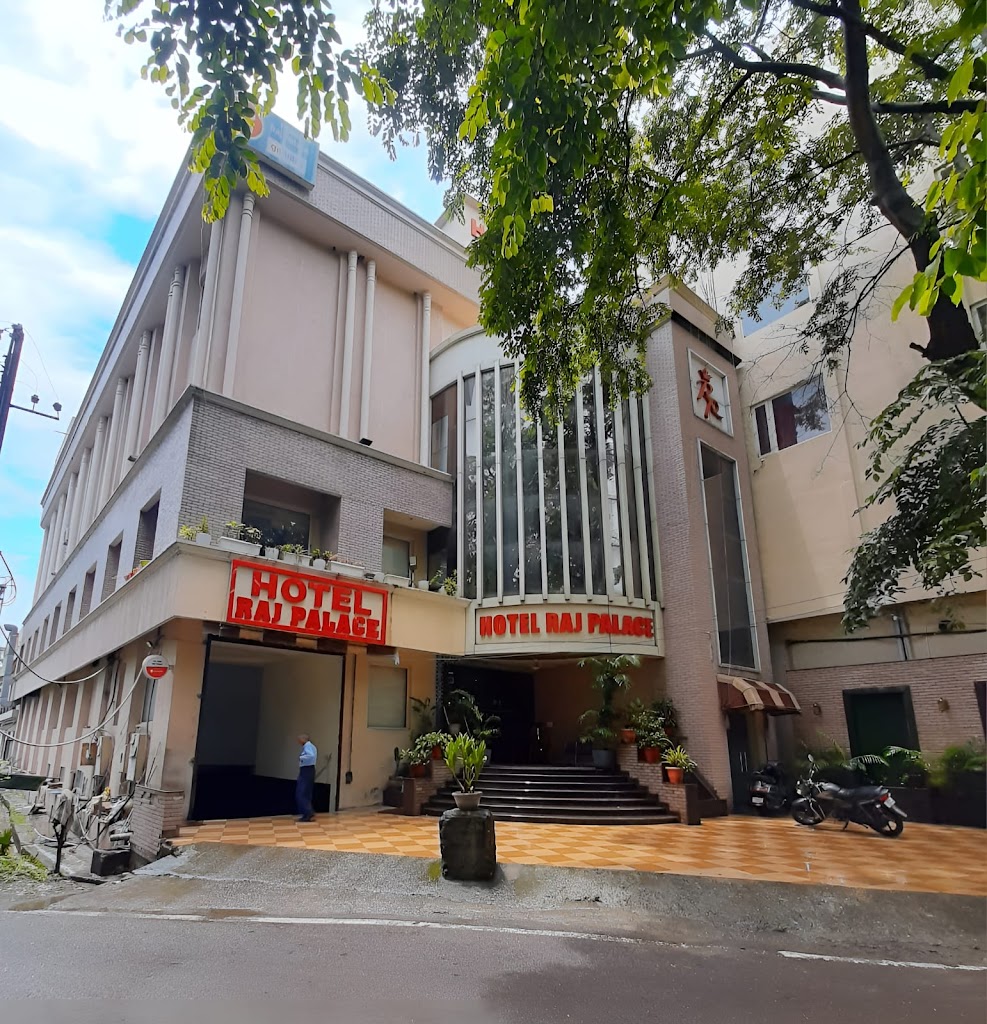 Hotel Raj Palace