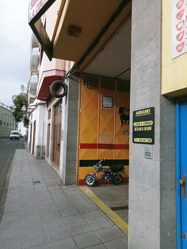 Taller La Cochera — Exterior