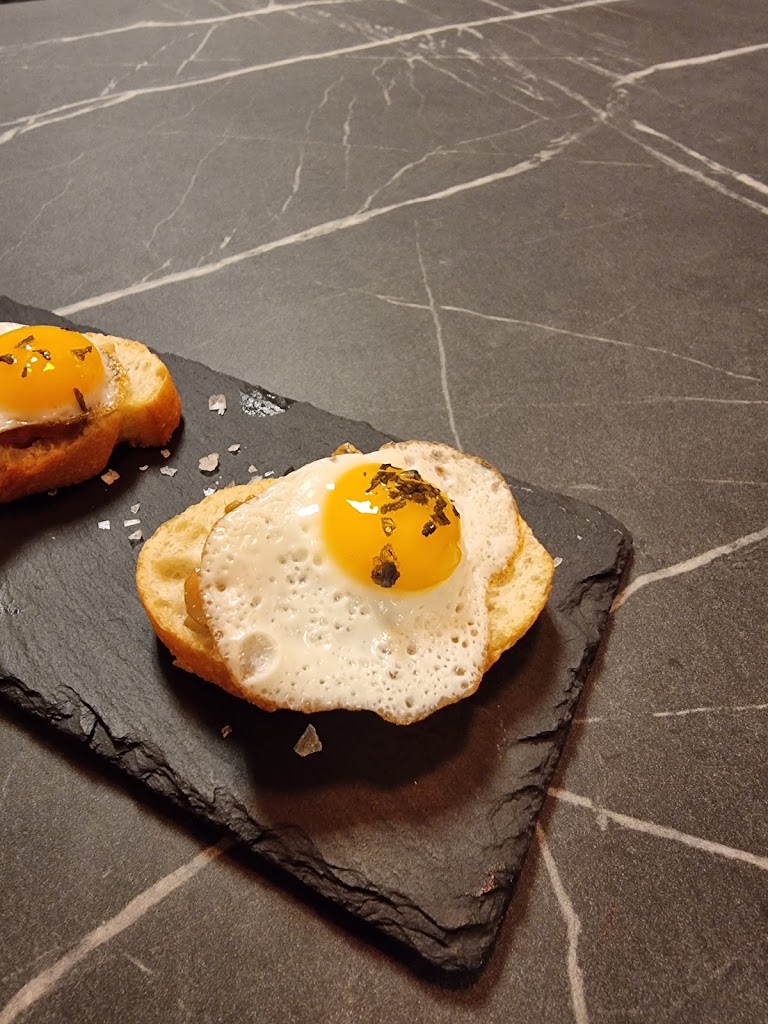 Restaurant ORUM lounge & cocktail Alcoy — Comida y bebida