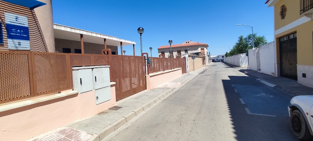 Aparcamiento Discapacitados(junto CAI)