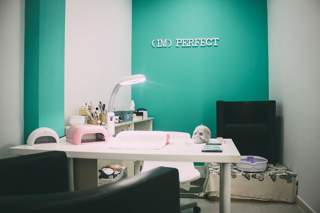 IMPERFECT HAIR BEAUTY & LOUNGE — Interior