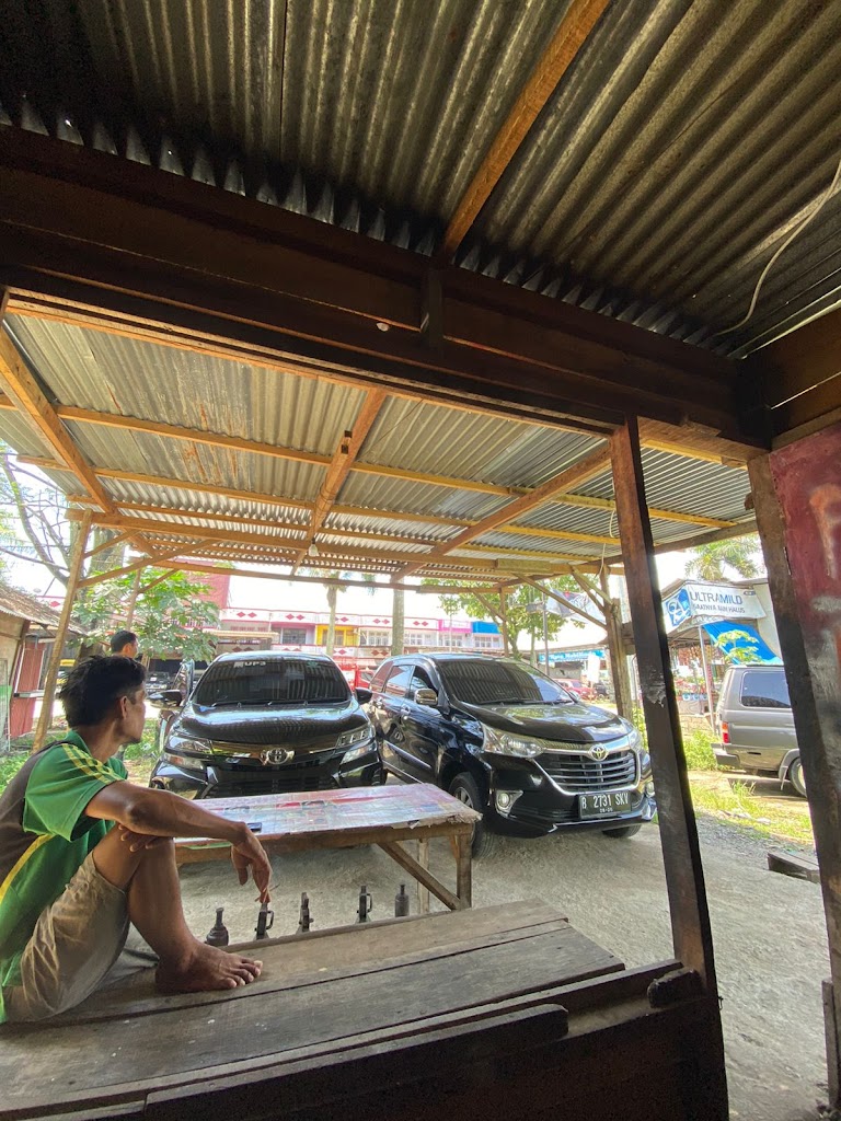 Pito service bola bola stir