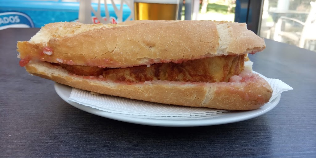 Restaurante City Park — Comida y bebida