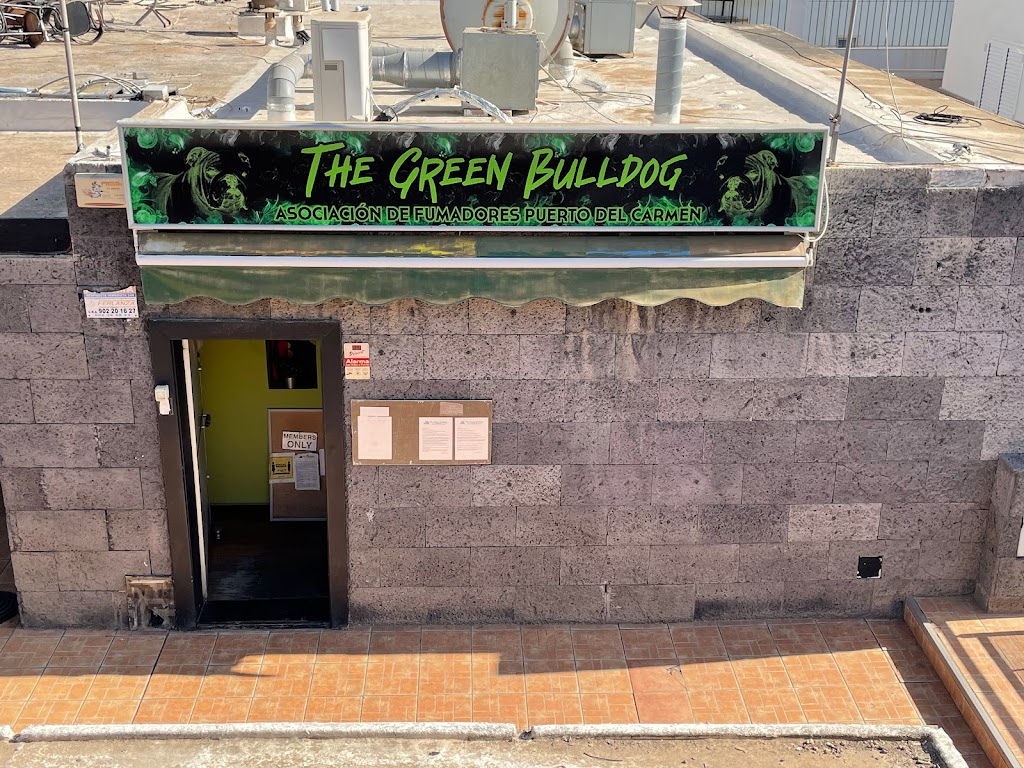 Green Bulldog
