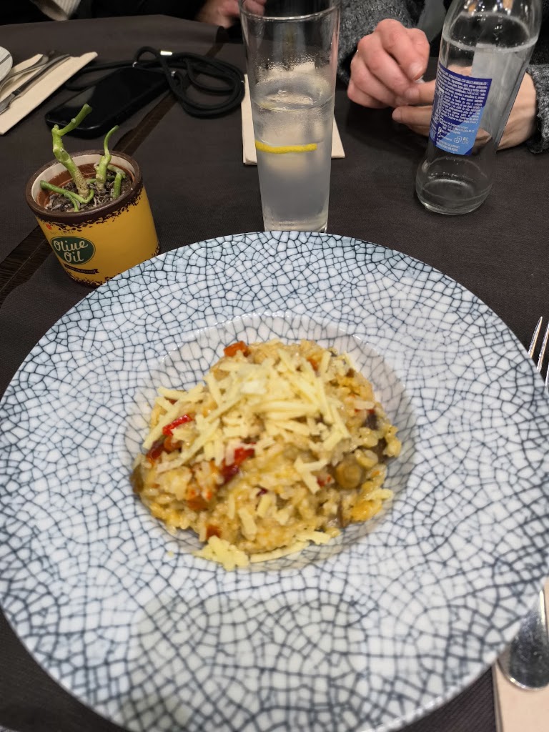 Bar restaurante L'Avenc — Mas recientes