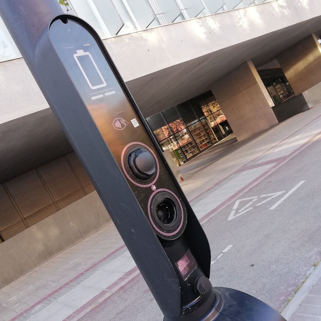 Estacion de carga de vehiculos electricos