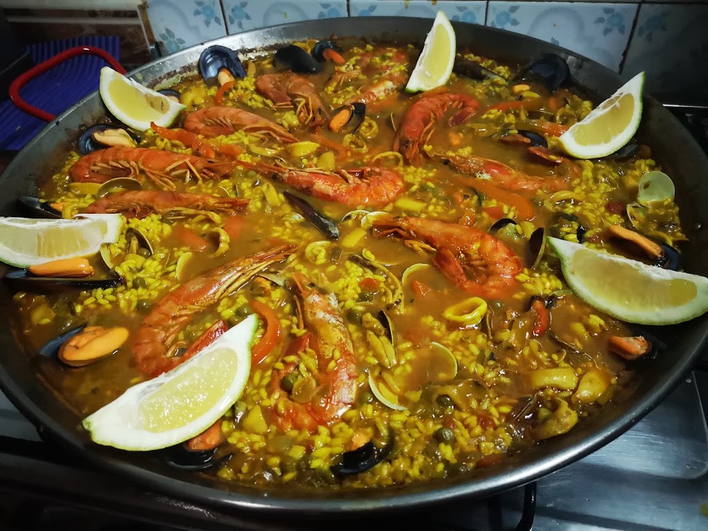 Bar Saracosta — Comida y bebida