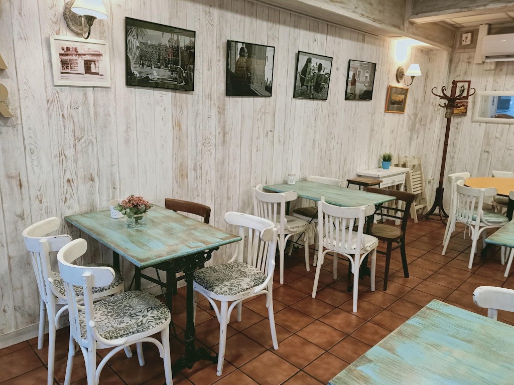 Forn Cafeteria La Xica — Ambiente
