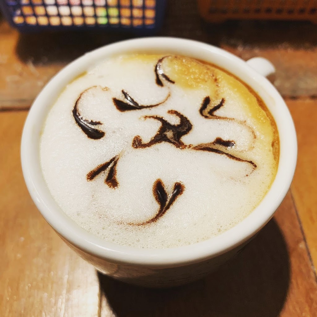 CD's Cafe — Comida y bebida