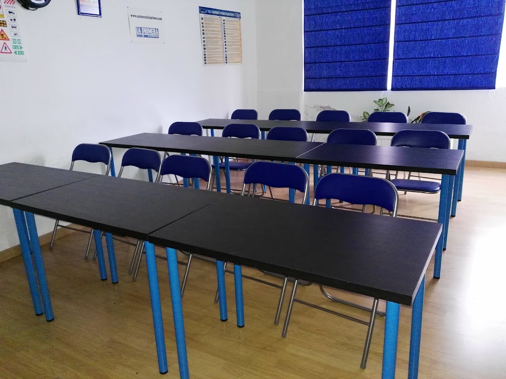 Autoescuela La Primera — Del propietario