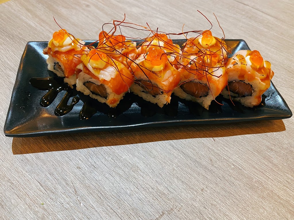 Umami (Sushi Ramen Bao) — Comida y bebida