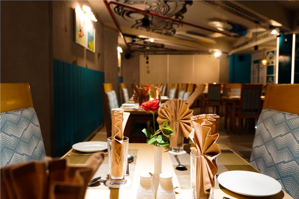 Surfers Restaurant Puri