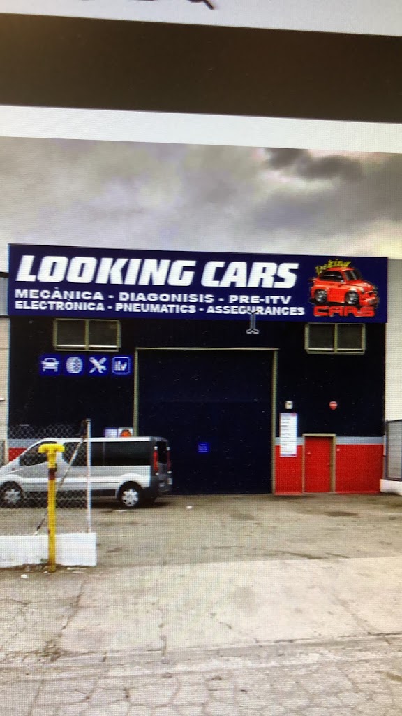LOOKING CARS — Exterior