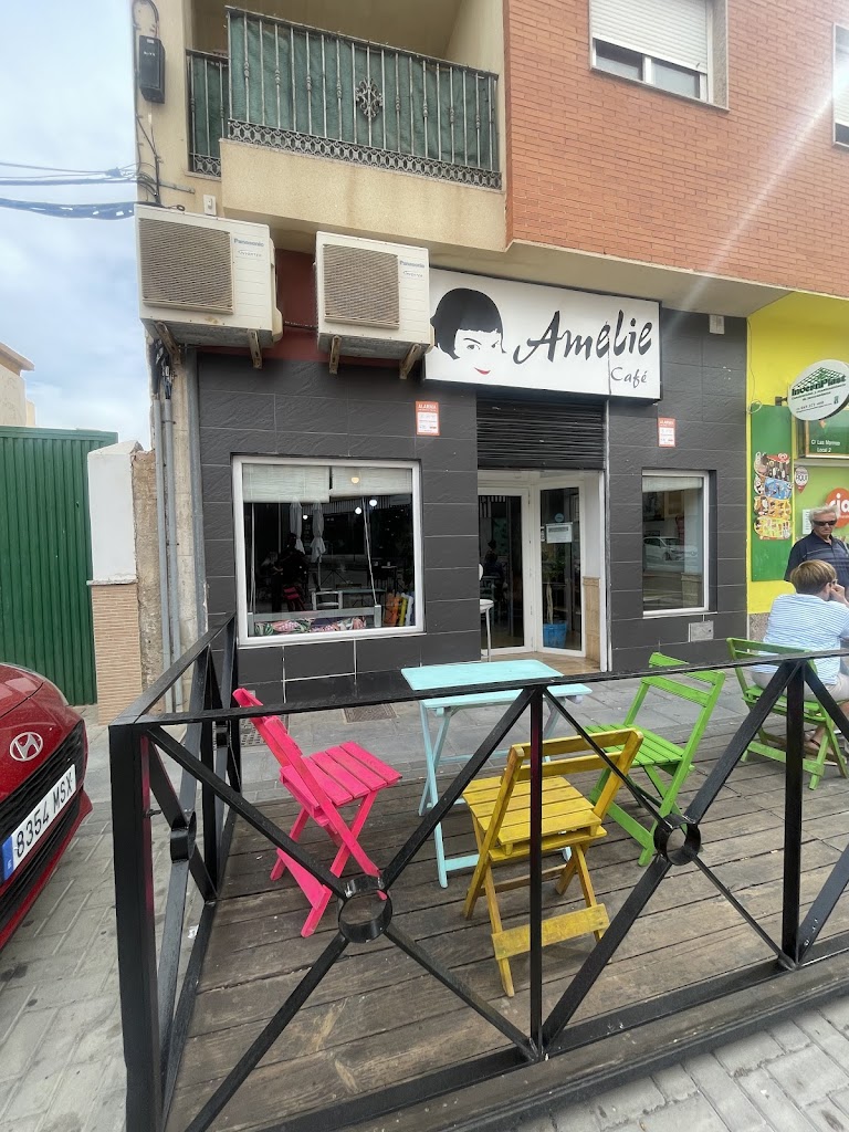 Amelie Cafe And Cakes