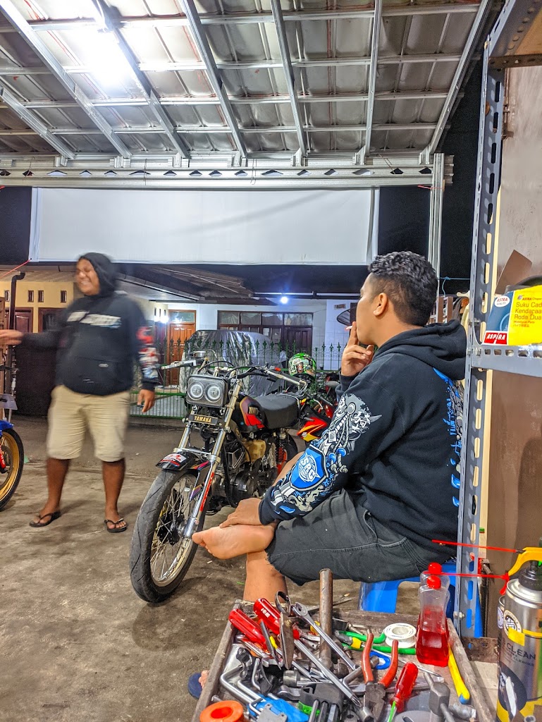 Ananda dwi jaya motor