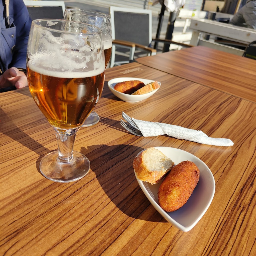 Bar El Moline — Comida y bebida
