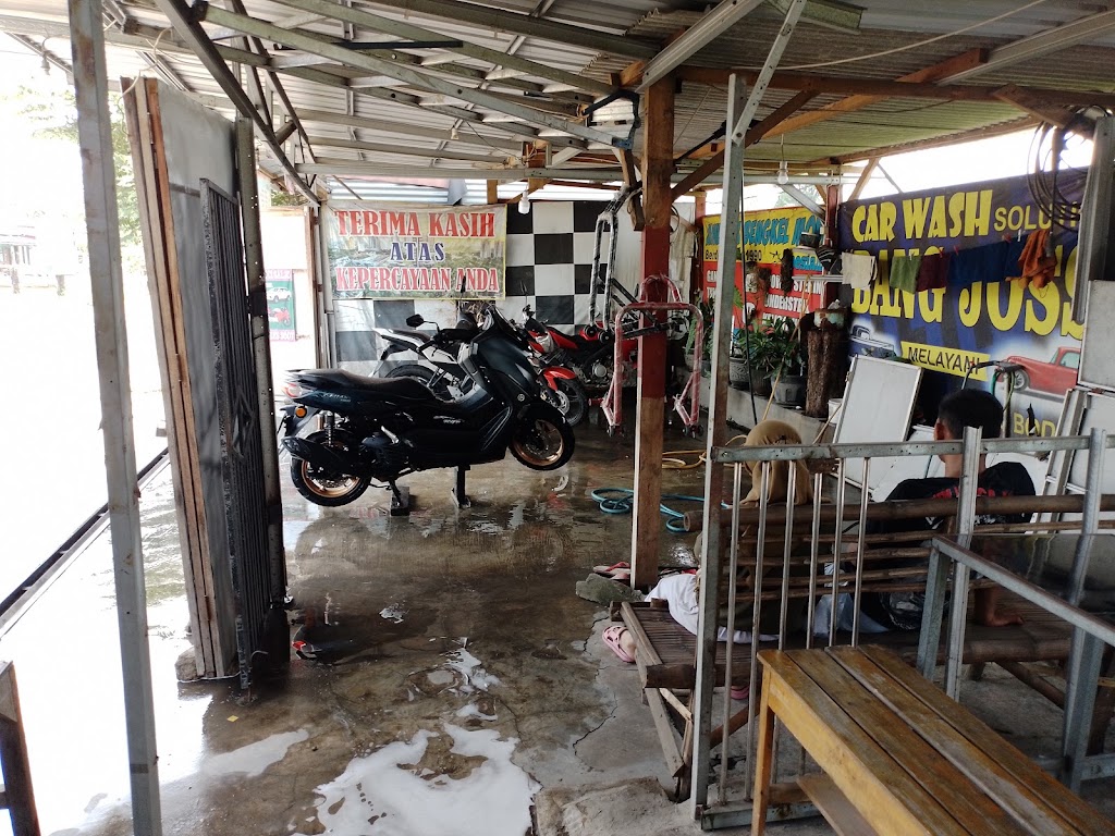 Bengkel Mobil Dan Cuci Salju Mobil Dan Motor