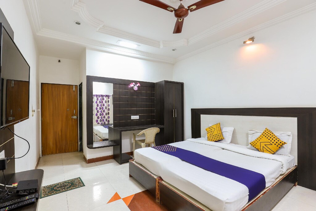 Hotel Arsh Plaza