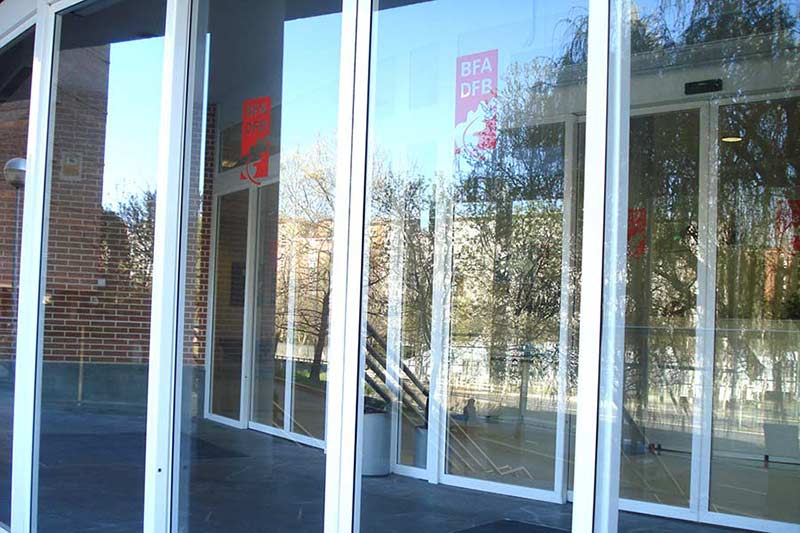 Residencia de mayores Txurdinagabarri — Exterior