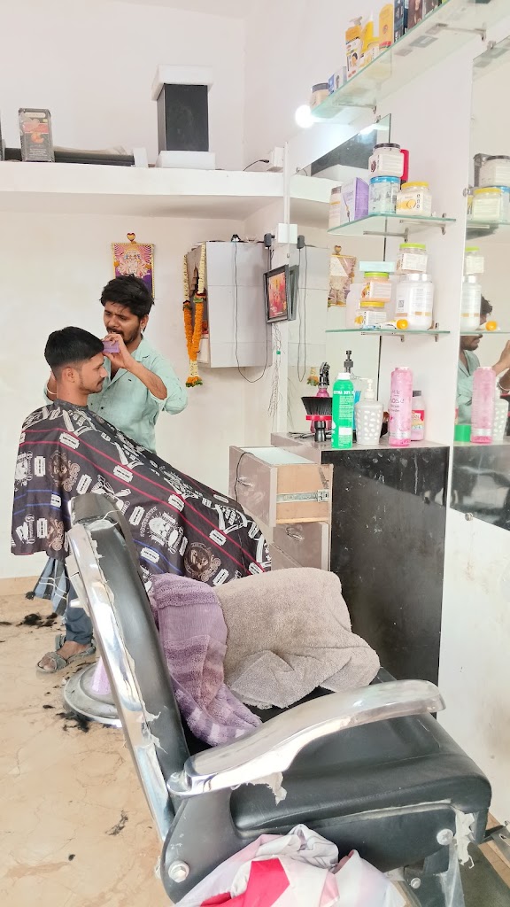 Akash Men S Parlour Pulgaon