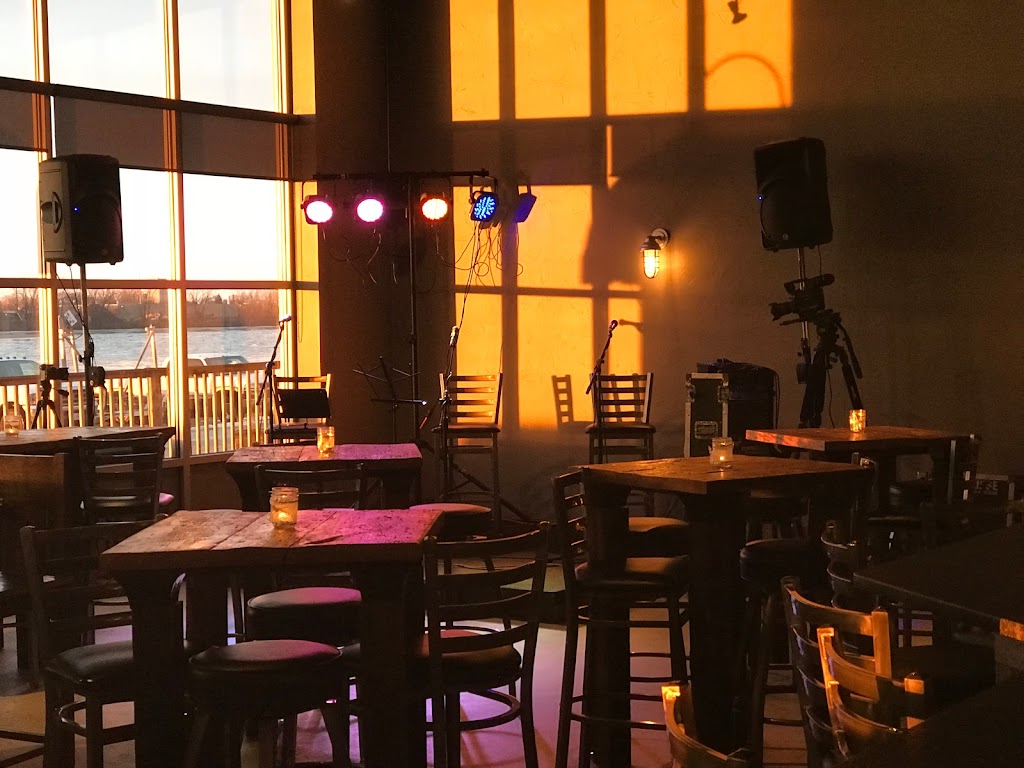  Studio 1212 Cafe & Wine Bar