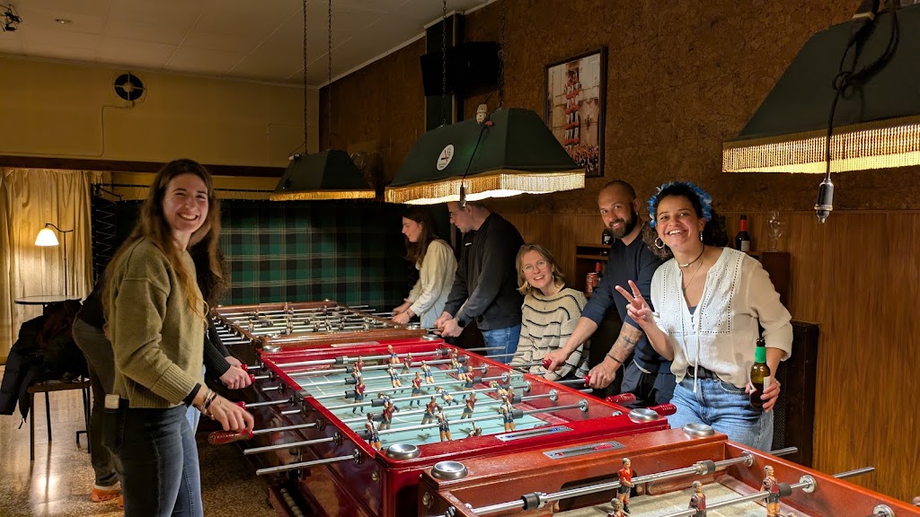 Cafe La Penya Billars — Ambiente