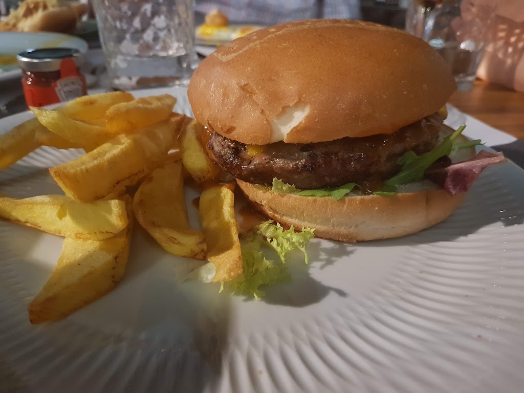 El Principal — Comida y bebida